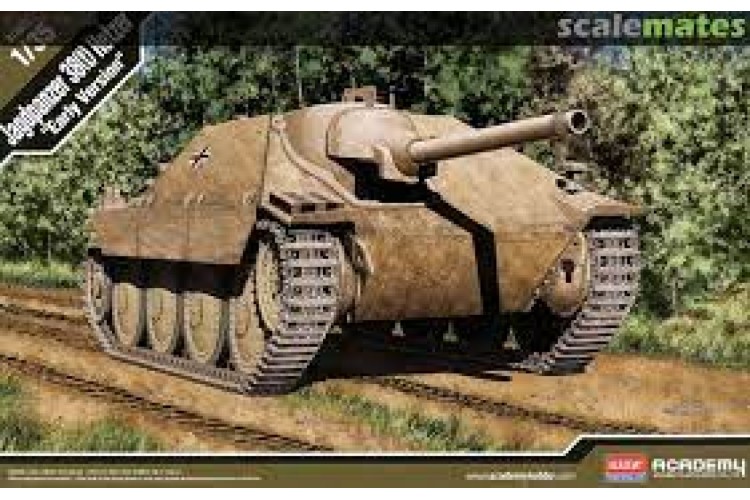 Academy Jagdpanzer 38(t) Hetzer early version 1:35 scale model kit