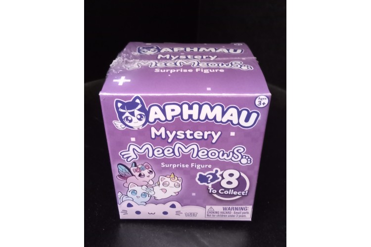 Character Aphmau  MeeMeows surprise figure